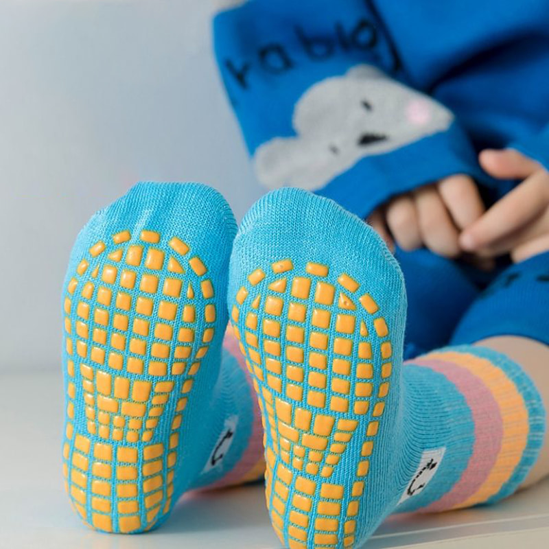 비 슬립 양말 제조업체 도매 중간 튜브 트램폴린 양말, 고 최고 초기 교육 어린이 놀이터 양말 비 슬립 양말 제조업체 도매 중간 튜브 트램폴린 양말, 고 최고 초기 교육 어린이 놀이터 양말